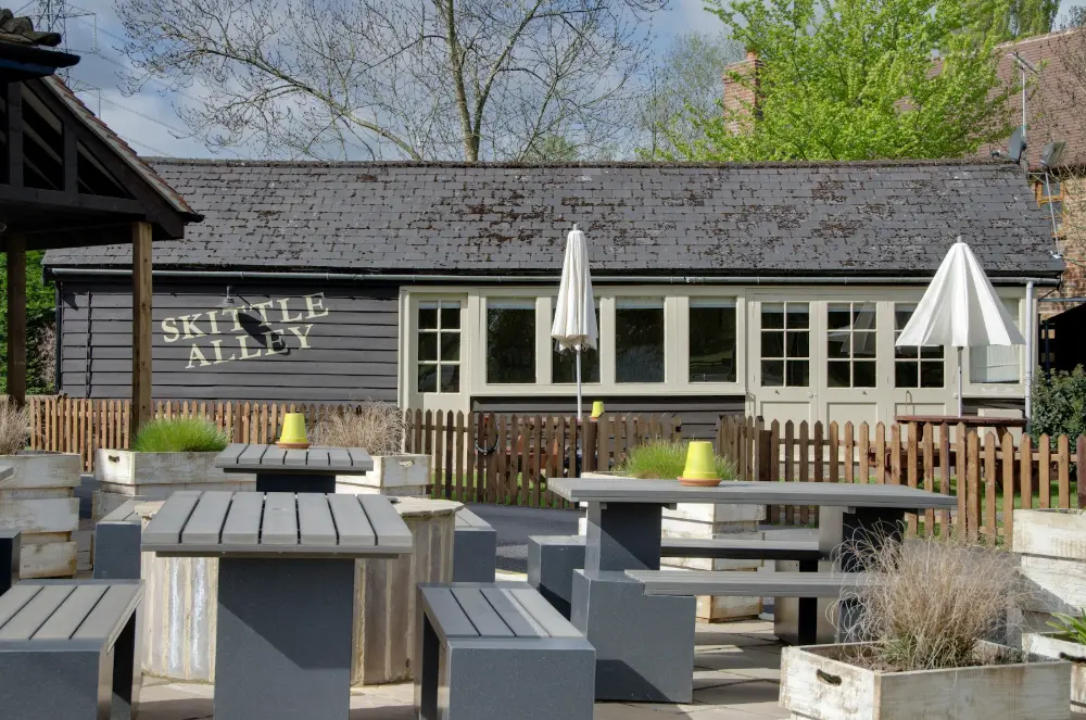 The Frog & Wicket, Eversley - Image 3