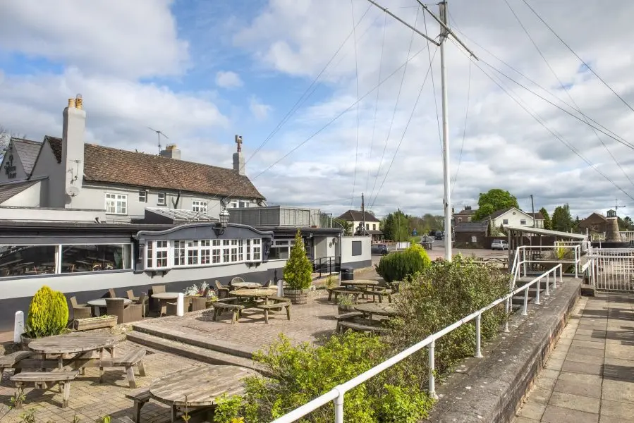 The White Hart - Image 3
